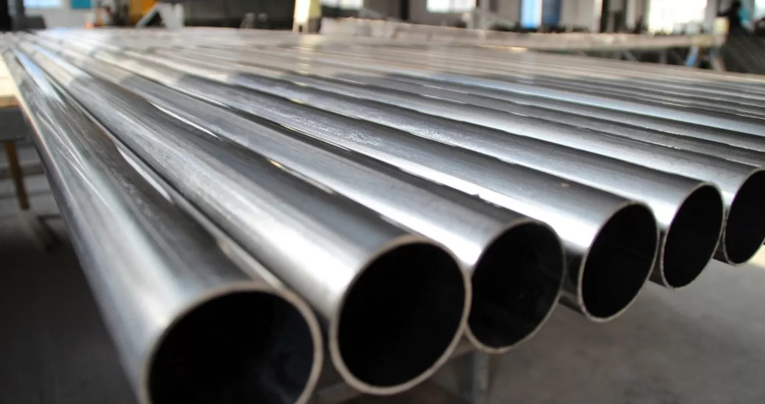Stainless Steel 304/304L Pipe
